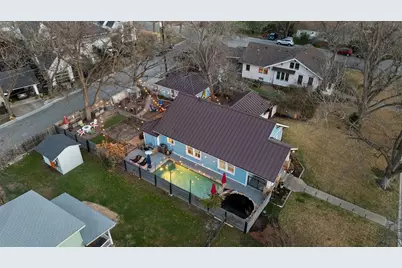 1507 S Church Street, Georgetown, TX 78626 - Photo 3