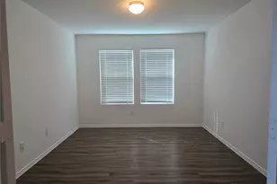 410 Bluejack Wy, Hutto, TX 78634 - Photo 11