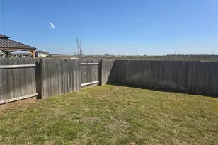 410 Bluejack Wy, Hutto, TX 78634 - Photo 21