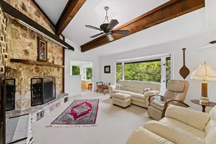 915 Wild Basin Ledge, Austin, TX 78746 - Photo 7