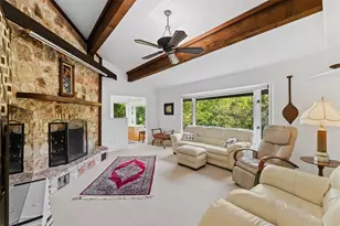 915 Wild Basin Ledge, Austin, TX 78746 - Photo 7