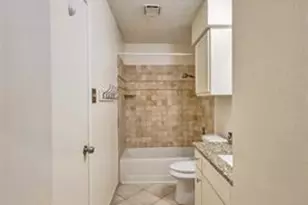 9721 Holly Springs Dr, Austin, TX 78748 - Photo 9