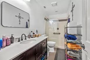 116 S Hackberry Ave, Luling, TX 78648 - Photo 37