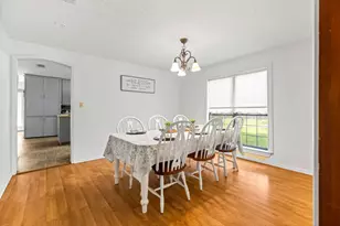 116 S Hackberry Ave, Luling, TX 78648 - Photo 11