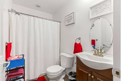 116 S Hackberry Avenue, Luling, TX 78648 - Photo 39