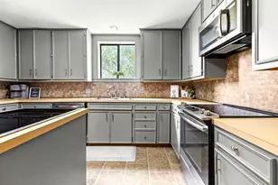 116 S Hackberry Ave, Luling, TX 78648 - Photo 13