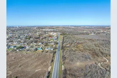 5225 Fm 2001, Buda, TX 78610 - Photo 27