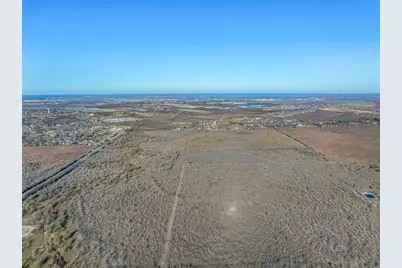 5225 Fm 2001, Buda, TX 78610 - Photo 11