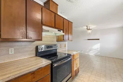 303 Ponderosa Road, Bastrop, TX 78602 - Photo 11