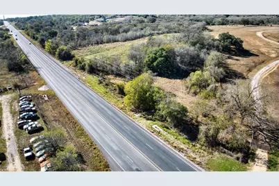 6635 S US Highway 183, Lockhart, TX 78644 - Photo 11