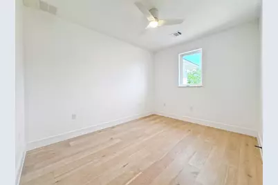 3614 Abbate Circle #B, Austin, TX 78721 - Photo 17