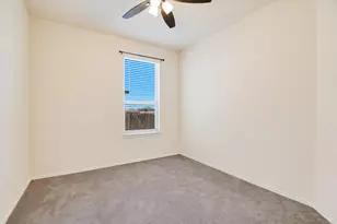 216 The Duke Dr, Jarrell, TX 76537 - Photo 17