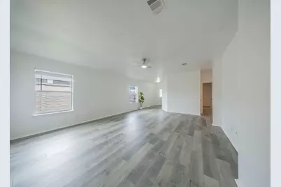 12001 Gaelic Drive, Austin, TX 78754 - Photo 7