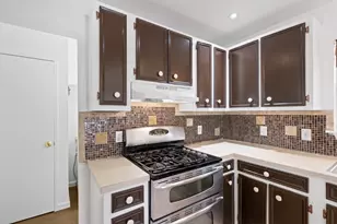 1211 Delano St, Austin, TX 78721 - Photo 1