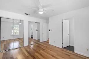 1211 Delano St, Austin, TX 78721 - Photo 13