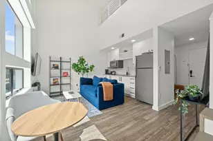 49 Navasota St, Austin, TX 78702 - Photo 11