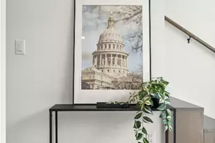 49 Navasota St, Austin, TX 78702 - Photo 21