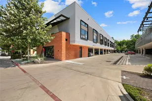 49 Navasota St, Austin, TX 78702 - Photo 5