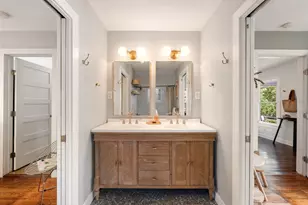 403 W 55th St, Austin, TX 78751 - Photo 7