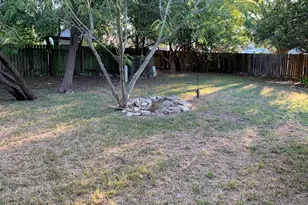 4419 Silverstone Dr, Austin, TX 78744 - Photo 19