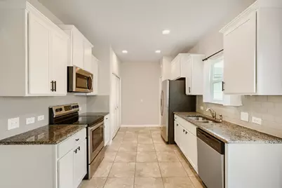 18400 Cumberland Gap Street, Pflugerville, TX 78660 - Photo 11