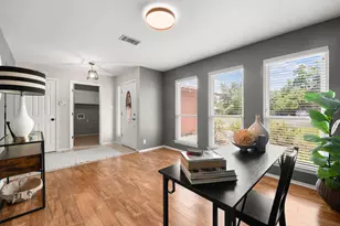 8914 Sparkling Creek Dr, Austin, TX 78729 - Photo 5