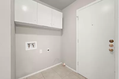8914 Sparkling Creek Drive, Austin, TX 78729 - Photo 21