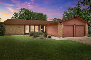 8914 Sparkling Creek Dr, Austin, TX 78729 - Photo 29