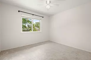 8914 Sparkling Creek Dr, Austin, TX 78729 - Photo 21