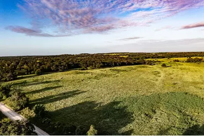 3087 County Road 320, Lexington, TX 78947 - Photo 3