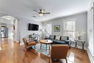 611 W Johanna St, Austin, TX 78704 - Photo 9