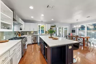 611 W Johanna St, Austin, TX 78704 - Photo 3