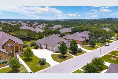 2546 Lermann Street, New Braunfels, TX 78132 - Photo 3