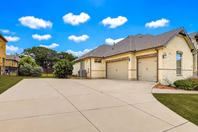 2546 Lermann Street, New Braunfels, TX 78132 - Photo 7