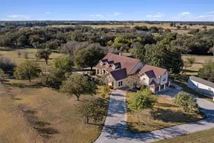 1092 FM3000, Elgin, TX 78621 - Photo 3