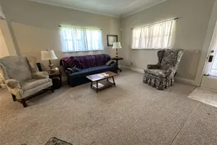 258 S Washington St, La Grange, TX 78945 - Photo 3