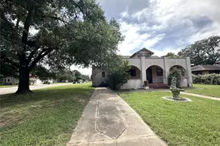 258 S Washington St, La Grange, TX 78945 - Photo 15