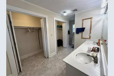 258 South Washington Street, La Grange, TX 78945 - Photo 9