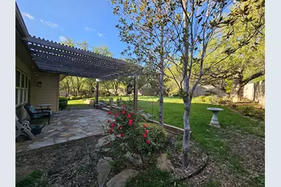 10033 Longhorn Skyway, Dripping Springs, TX 78620 - Photo 33