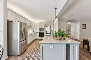 30014 Oakland Hills Dr, Georgetown, TX 78628 - Photo 3