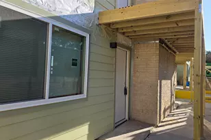 2124 Burton Dr, Austin, TX 78741 - Photo 15