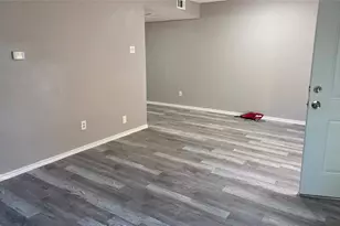 2124 Burton Dr, Austin, TX 78741 - Photo 9