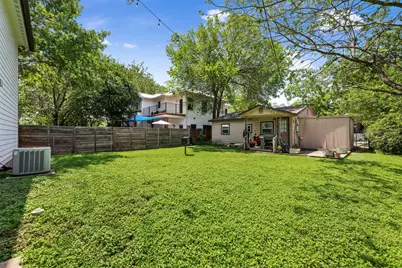 1610 Willow Street, Austin, TX 78702 - Photo 25