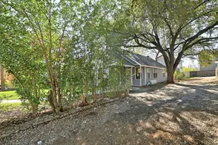 1811 Waterston Ave, Austin, TX 78703 - Photo 21
