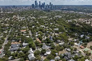 1811 Waterston Ave, Austin, TX 78703 - Photo 27