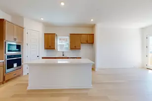 137 Bishop Wood Rd, Dripping Springs, TX 78620 - Photo 5