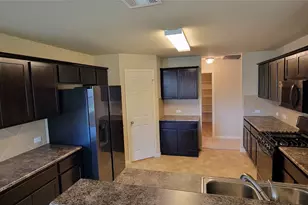 207 Wildcat Dr, Bastrop, TX 78602 - Photo 11