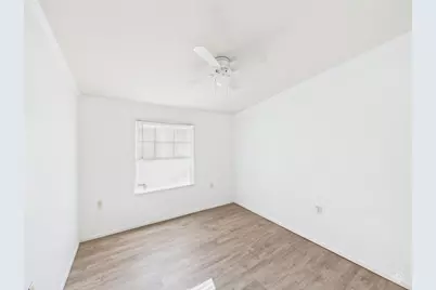 4601 Magin Meadow Drive, Austin, TX 78744 - Photo 7