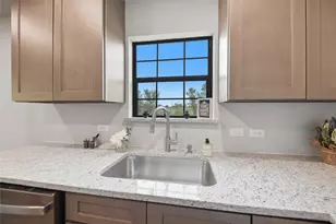 700 Rice St, Rockdale, TX 76567 - Photo 9