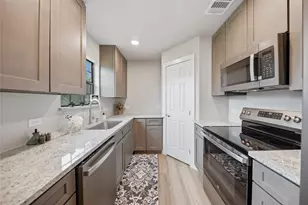 700 Rice St, Rockdale, TX 76567 - Photo 3